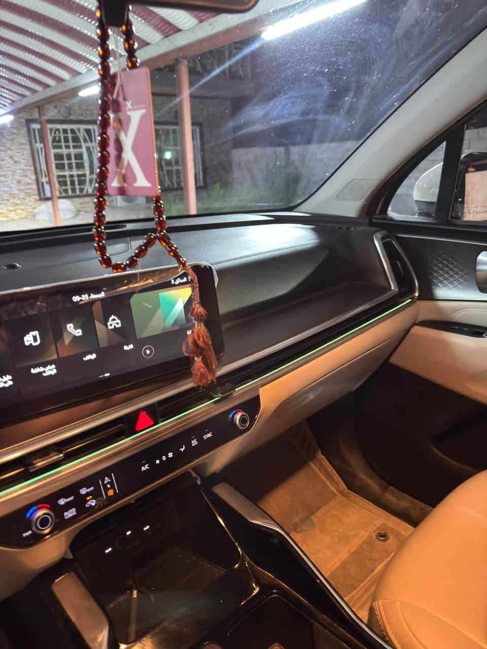 السلام عليكم 

كيا سورنتو 2024

✅✅ مرقم قادسية✅✅

🚗ويل 19
🚗خليجي
🚗ماشيه 60 الف 
🚗 حجم المحرك V6 3.5L 
🚗 مرتبط بناقل حركة أوتو 8 نمر 
🚗 مفتاح التشغيل بصمة
🚗تشغيل عن بعد
🚗 فتح الصندوق كهرباء
🚗حساسات أمامي خلفي
🚗لايت زينون + LED 
🚗 دخول بصمة ذكي 
🚗 اشارة في المرايا الجانبية 
🚗 المرايا قابلة للطي كهرباء 
🚗 كير ماوس 
🚗 هاند بريك كهرباء
🚗 شفتات مقود 
🚗 مثبت السرعة Cruise 
🚗 المودات والاوامر الصوتية 
🚗شاحن هاتف Wireless 
🚗مخرج منفذ الطاقة 
🚗فحص نظام السيارة 
🚗 انارة داخلية LED محيطية 
🚗7 راكب 
🚗المقاعد  لون أبيض 
🚗حركة المقاعد الأمامية كهرباء 
🚗 3 قطع تبريد 
🚗 4 أوضاع القيادة Drive Mode 
🚗 أوتو هولد Auto Hold 
🚗 نظام مانع الانزلاق 
🚗 نظام نزول المنحدرات 
🚗 بردات أبواب خلفية

مكفوله ماعدا رصعه بسيطه ماتبينه 
📱📱📱📱📱📱📱📱
للا ستفسار الاتصال ع الارقام  ‭***********‬ ***********
