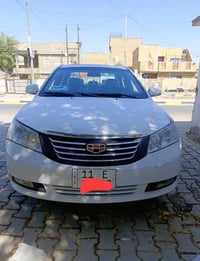 امكراند سي 7 • رقم بغداد • فتحة سقف