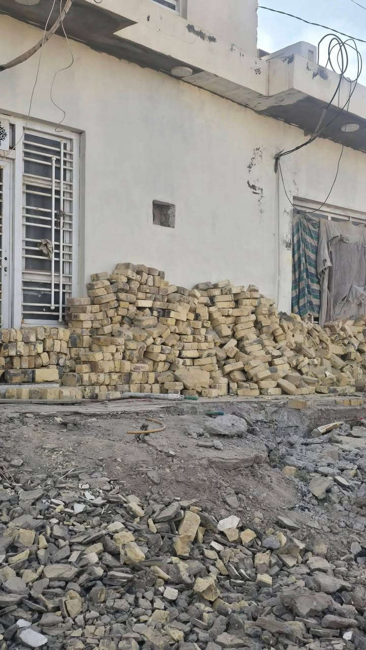 طابوك للببع ٣٠٠٠ طابوكه سعر الالف ٨٥ المكان الديوانيه التفاصيل ‪***********‬‏
