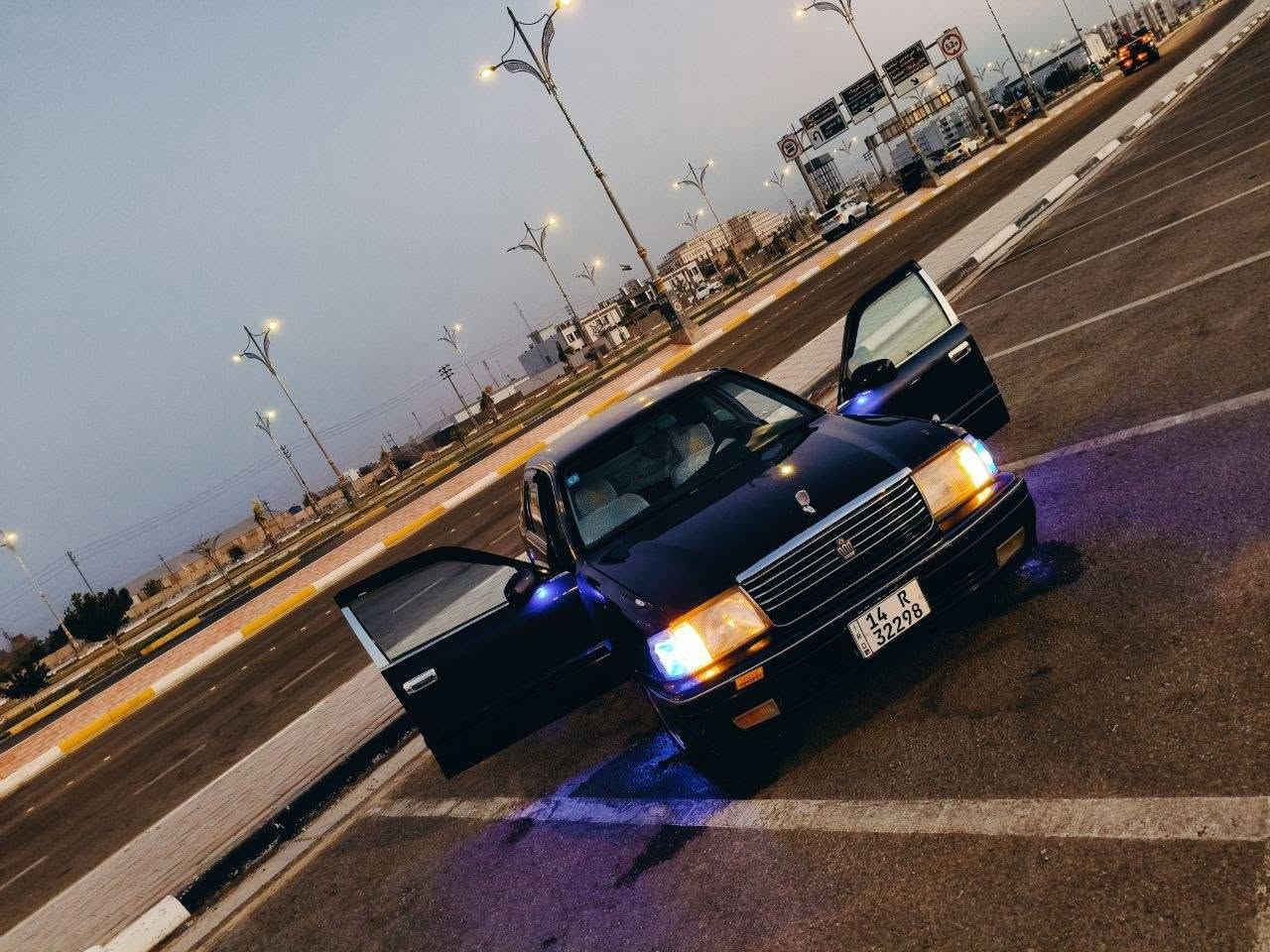 سلام عليكم للبيع كراون راس الثور تكم مديل 1999 فول 5دكم كشن كهرباء  سياره كص قماره فقط الباقي كفاله سياره مكينه كير حداديه تبريد كله جديد وجاهز تخم ويل ليزري جديد تخم تاير وباتري جدد سياره خير من الله لون حبري لايت منضومه زنون شرط اصليه عالي ناصي سياره احلا من الصور رقم بصره هزه جديده رقم انكليزي مداور شوكت ميعجبك سعرر 63 وبيها مجال قليل الله وكيلك سعر بطه بس اني مستعجل عل بيع ماعجبك السعر اعبر المنشور او علق كلمه تليق بيك مكان السياره كربلاء الاستفسار *********** وتساب بي
