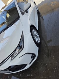 كورولا هايبرد • ٢٠٢٥ • ٤٠٠٠٠ كم