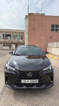 لكزس NX350 • أسود • عداد ٢٤٠٠٠
