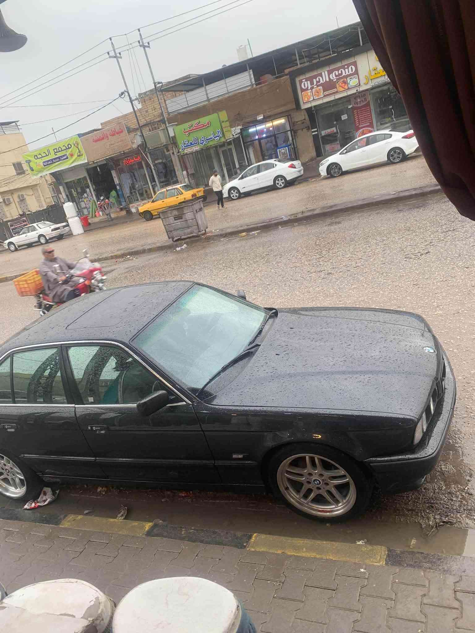 السلام عليكم
BMW لبيع 525
مسكر فانوس 
رقم بغداد بسمي 
فول مواصفات 
كت ام اصل 
جازه من كلشي 
الشراي يتصل ***********
