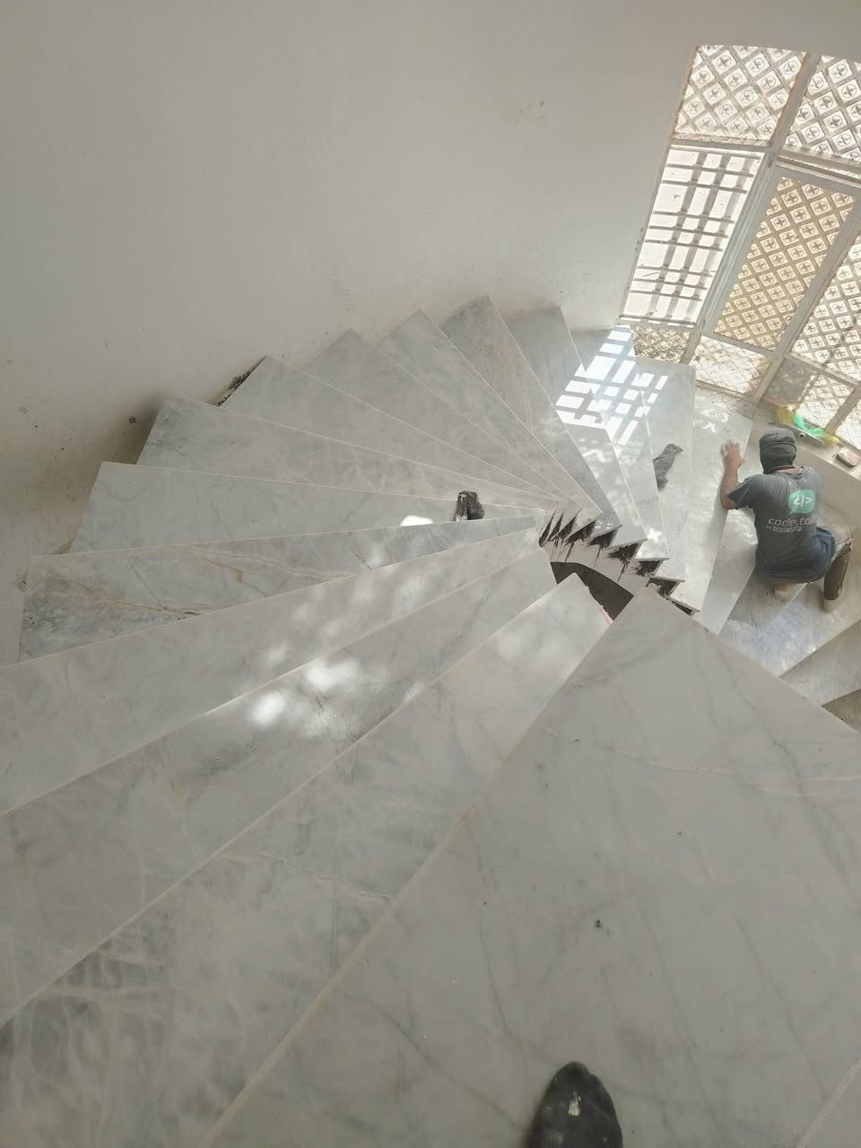 خلفة سيراميك أرضي جدران الوح بيات درج شغل درجة أولى ***********
*********** كربلاء حسينيه واتساب اتصال باخدمه
