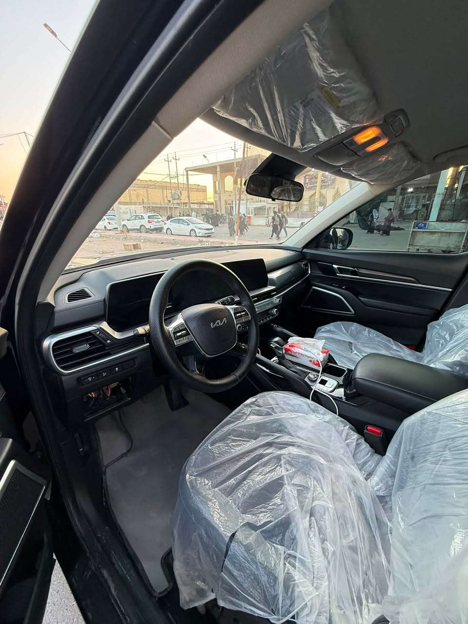كيا تلورايد مديل 23 سته سلندر 3600 فئة E مراوس بيع
رقم بغداد حره بأسمي
ضررها جاملغ وشبر بالبنيد 
ماشية 37 كيلو
شاشة كبيرة متصل
كامرة خلفيه 
حساسات خلفية 
تحكم أستيرن 
بصمة تشغيل 
بصمة أبواب
تشغيل عن بعد 
نظام ترحيبي عند الأقتراب 
رادار أمامي للوقوف الذاتي
رادار خلفي للوقوف الذاتي 
رادارات جوانب
تحديد المسار للقيادة الذاتية 
كشنات جلد
كشن الساعة كهربائي 
كشنات الخلفية منفصل
تدفئة كشنات
سبعه راكب
ثلاث قطع تبريد مركزي
ماوس تحكم بنظام القيادة 
لأيتم زنون 
لد نهاري
كشافات زنون بلادي 
ويل كب بلادي
شاحن جوال لاسلكي
أطفاء ذاتي
هند أبريك بصمة
***********

