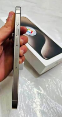 آيفون 15 برو ماكس • ٢٥٦ • مكفول