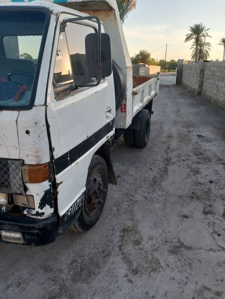 سلام عليكم
ازوزه قلاب للبيع موديل 89 كير محرك اكسل مكفولات البدي مابي قطره خياس وسنويه باسمي ولل29 وين متريد تحول مكاني بغداد 
اي استفسار الاتصال *********** وبي واتسال وتدلل ما ارد خاص
