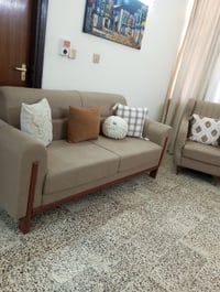 العنوان زيونة ١٠ مقاعد