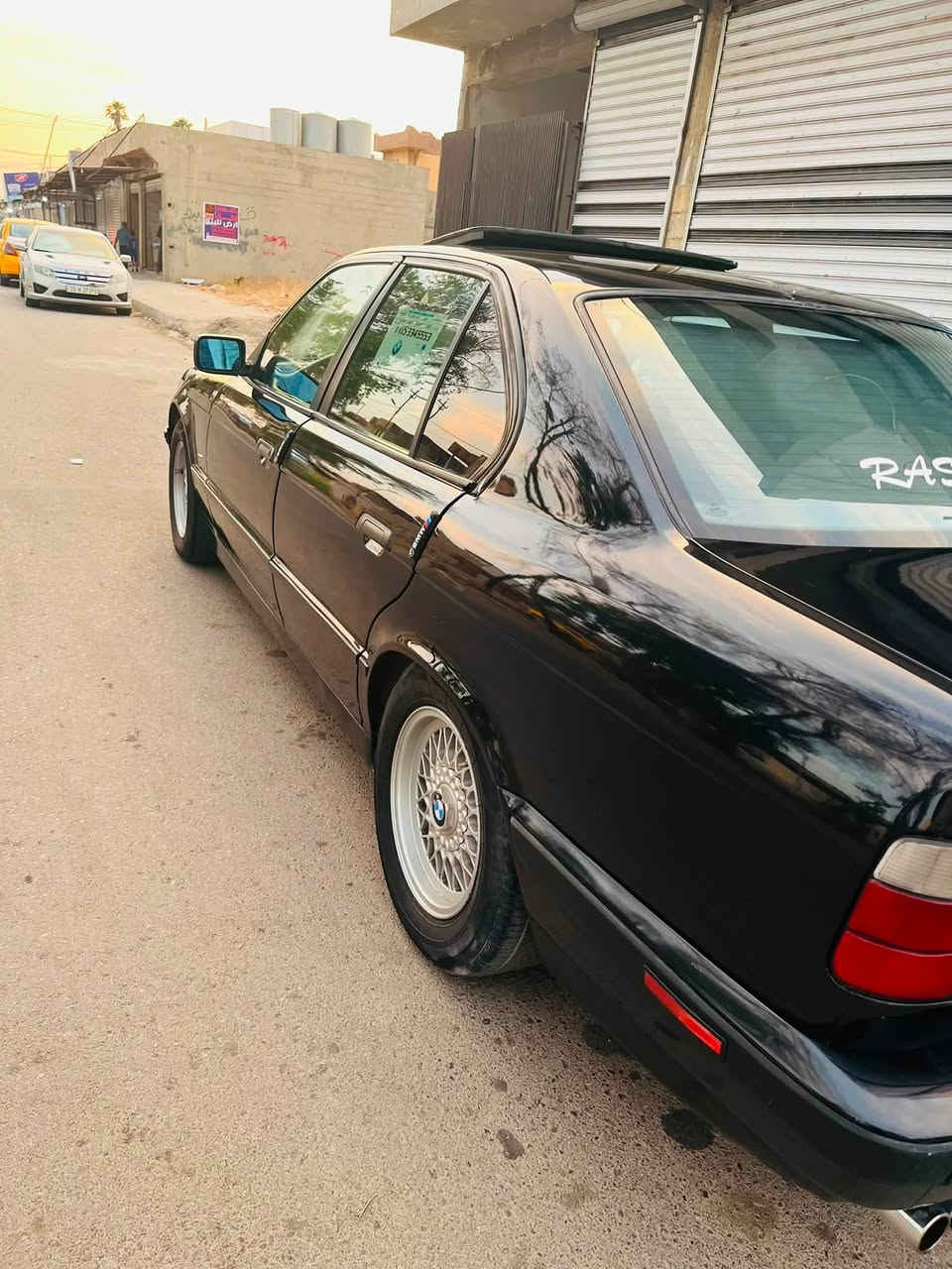 السلام علیک BMW 525 بیلاد  مودیل 1991 فول مواسەفان تەبرید توماتیک  سلایت جامات کراب
سبوغ عام علی جاملی مابي ضربە سعر 60 $ 
*********** واتس اب
