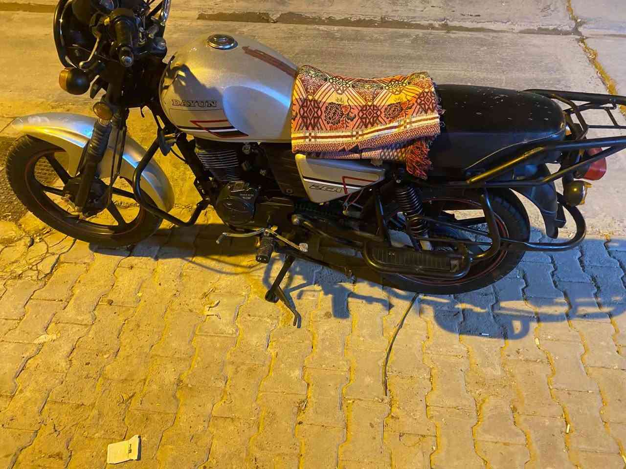 دايون نفخ • موديل ٢٠ • اوراق