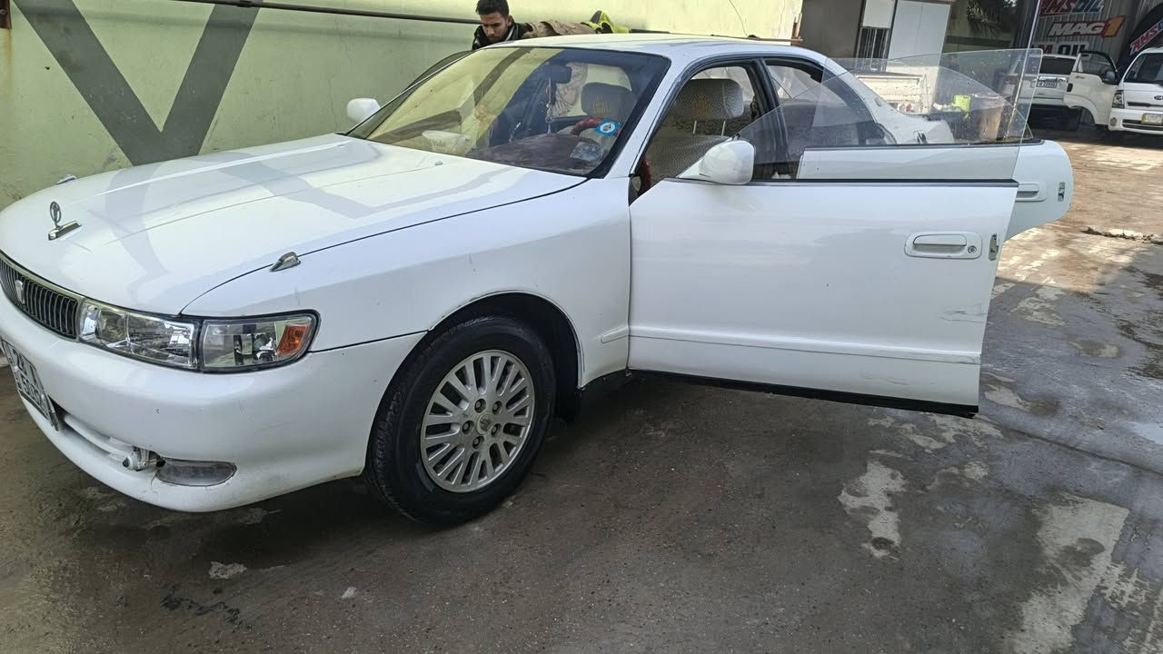 سلام عليكم شيزر 93للبيع
رقم نجف دولي بسمي 
مكينه 2500
مكينه وكير مكفولات 

تبريد شغال ثلج
بيها ضربه بصيطه بالجاملق جهه السايق امامي 
وبيها دحجه مال ستوته بالباب خلف السايق 
باتري جديد سلف جديد 
والشراي بخدمته مكانها بالنجف 
كل التفاصيل ذاكرها 
وحتى السعر 46وبخدمته الشراي 
خاص او ع الرقم ***********
