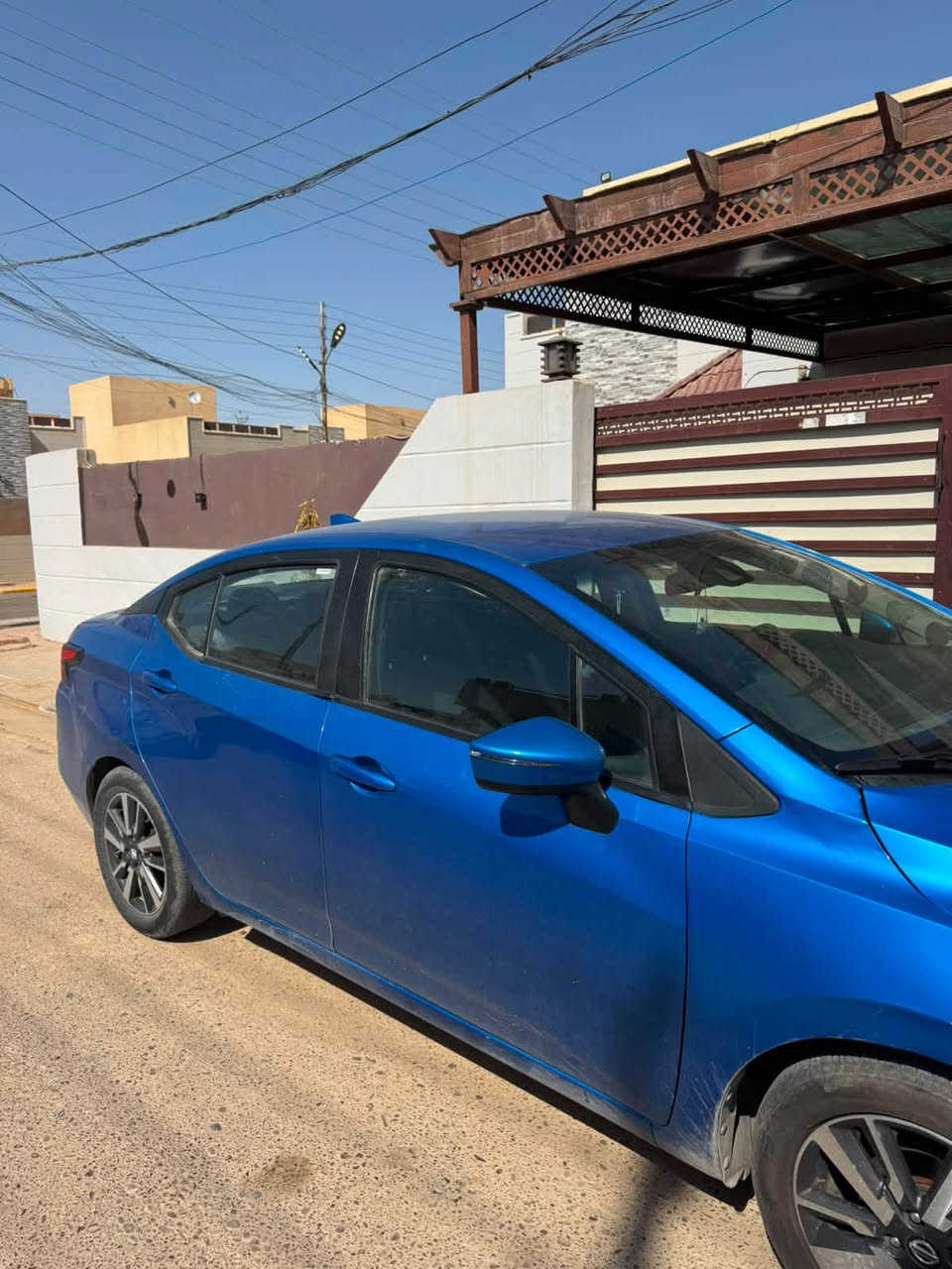 السلام عليكم ورحمة الله وبركاته
نيسان فيرسا 
موديل 2021   مواصفات sv 
بصمة 
شاشة جبيرة ابل كار بلي اندرويد اوتو 
رادار امامي خلفي جانبي 
حساسات خلفية 
تحديد مسار 
ماشية 62  الف قابل للزيادة 
دهن الكير مبدل 
السيارة حادثهة بامريكا جاملغ سايق وبنيد 
وبلعراق انضرب باب السايق 
ايرباك بردة طاك وراجع 
كير محرك بشرط 
صدرها الامامي نص عمر شيحتاج ماعرف 
رقم سليمانية باسمي 
تحويل او وكالة بشرط 
مكان السيارة تكريت 
السعر 105  وبيها مجال 
للاستفسار ***********
