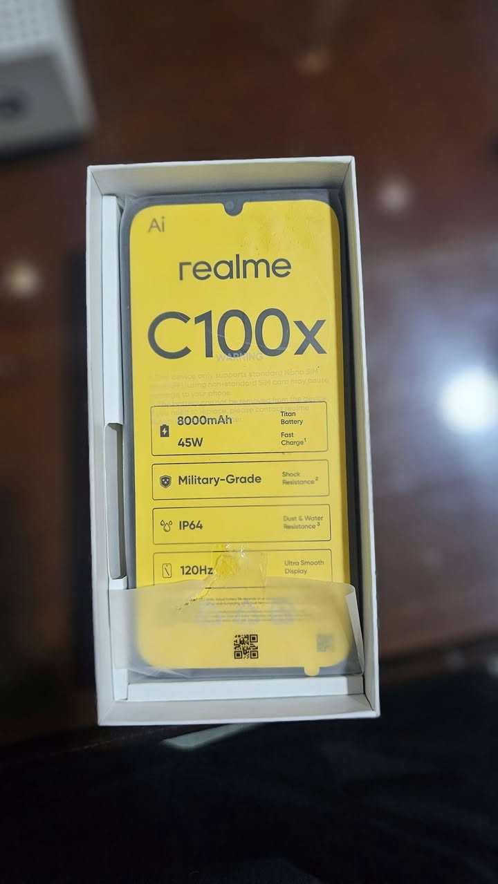 ريلمي c100X
جديد حيلل مستخدم قليل جداا جهاز من تاخذه اعتبر نفسك ماخذ جديد 
ذاكرته ٢٥٦
بطاريته عملاقه حيلل ٨٠٠٠ وشحن سريع ٤٥ واط 
جهاز غراضه كامله وحتا شاحنته ما مستخدمة وياه كفر ولزكه 
للبيع او للمراوسة سعره ٢٦٠ الف سعر الجديد ٣٠٠ الف 
مكاني بغداد البلديات 
***********
