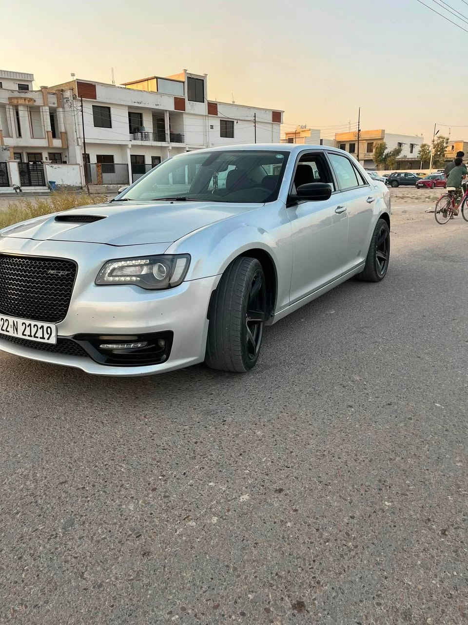 سلام عليكم 
اوباما كلايسر C300 للبيع
موديل 23  حادثها جاملغ وبنيد بدون دواخل رقم شمالي 
سيارة نصبتها تخبل بلواقع احلى من الصور
محرك 3600 بنيد محدث 
السيارة معروضة ب(238$) 
عنوان السيارة بغداد الدورة البوعيثة 
للاستفسار 
*********** محمد
