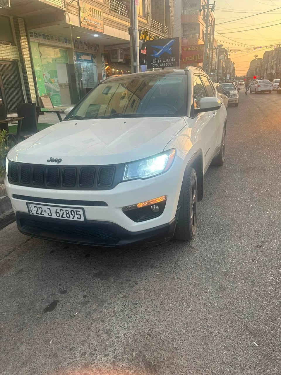 جيب كومباس موديل ٢٠١٩
موصفات بلاك توب 
بيها قطعتين ونص صبغ بدون دواخل بدون ارباك 
ماشية ٩٢ الاف كيلو 
رقم هاتف ***********
مكان اربيل
