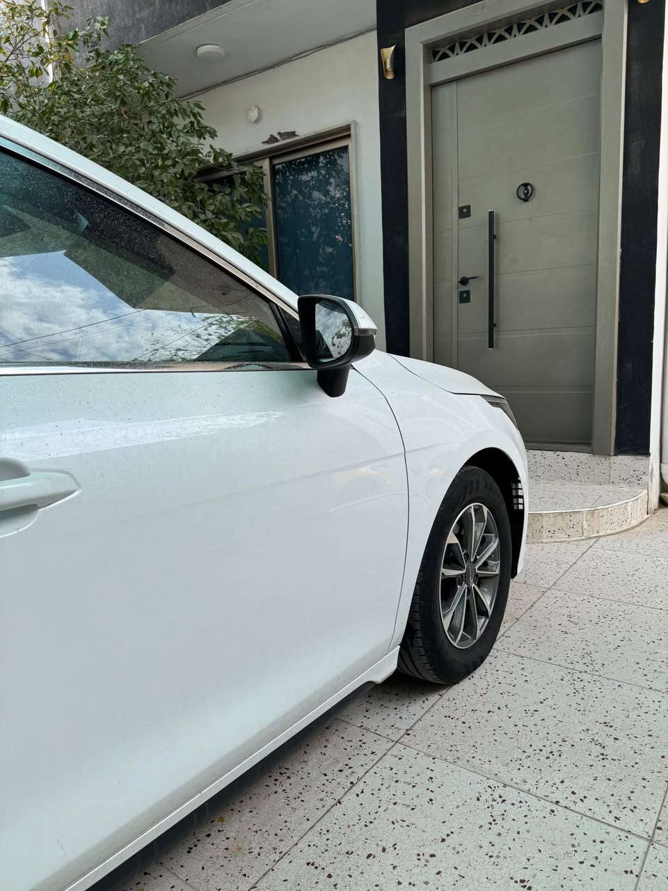 Byd ديستروين
كلين 
بدون صبوغ 
بدون تعديل
كير محرك جديد
شرط تحويل و غرامات 
ماشي 30km
بدون حالوب
***********
***********
مكان سياره كركوك 
Byd
سياره كه كلينه
بي سبوغ 
بي تعديل 
بي ته زره
كيرو مكينه به شه رت كركوك, العراق
