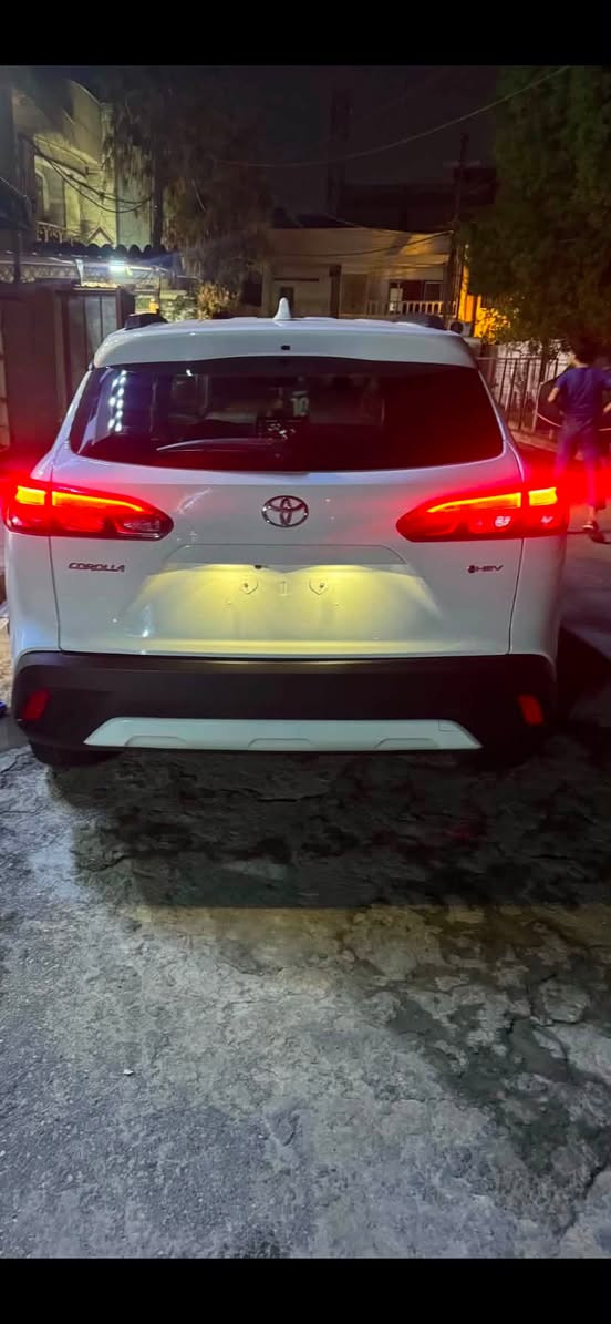 🚘✨ TOYOTA COROLLA CROSS 2024 HYBRID ✨🚘
🇺🇸 وارد أمريكي | هايبرد | لون أبيض

🔥 إذا بدك كروز بمواصفات أمريكية وتجهيز مميز… هاي السيارة تستحق المعاينة!

سيارة أنيقة واقتصادية، بمواصفات وتجهيزات تختلف عن النسخ الصينية من حيث الأوبشنات والإضافات.

✔️ بدون حادث
✔️ الشاصي والإرباك سليم
✔️ هايبرد واقتصادية بالوقود ⛽
✔️ بعض القطع فيها صبغ بسيط نتيجة أضرار خارجية سابقة
✔️ متاحة للفحص والمعاينة

💰 السعر: 18,250 دولار

📍 الموقع: بغداد – حي الجهاد

📞 للتواصل والاستفسار: أبو سيف
***********

🔑 المعاينة خير دليل… تعال شوفها واحكم بنفسك
