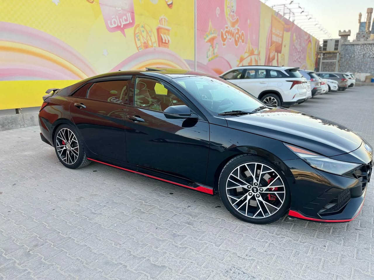 🚘 للبيع إلنترا N 2022
سيارة نظيفة جداً، استخدام شخصي ومحافظ عليها، وحالتها ممتازة.
رقم بغداد بأسمي ثاني يوم احولها 

فقط دعاميه وبارد خفيف گد شبر  على چاملغ الايمن والبونيد 🇺🇸 وارد أمريكي 
⚡ 2.0 تيربو
⚙️ DCT
✨ فل أوبشن

وماحاجه اعرف على مواصفاتها 

📍 النجف
💰 **السعر:158$ **

وعل الفحص  وبيها سونار ، والجاد يتواصل خاص 📩

او على رقم ***********
