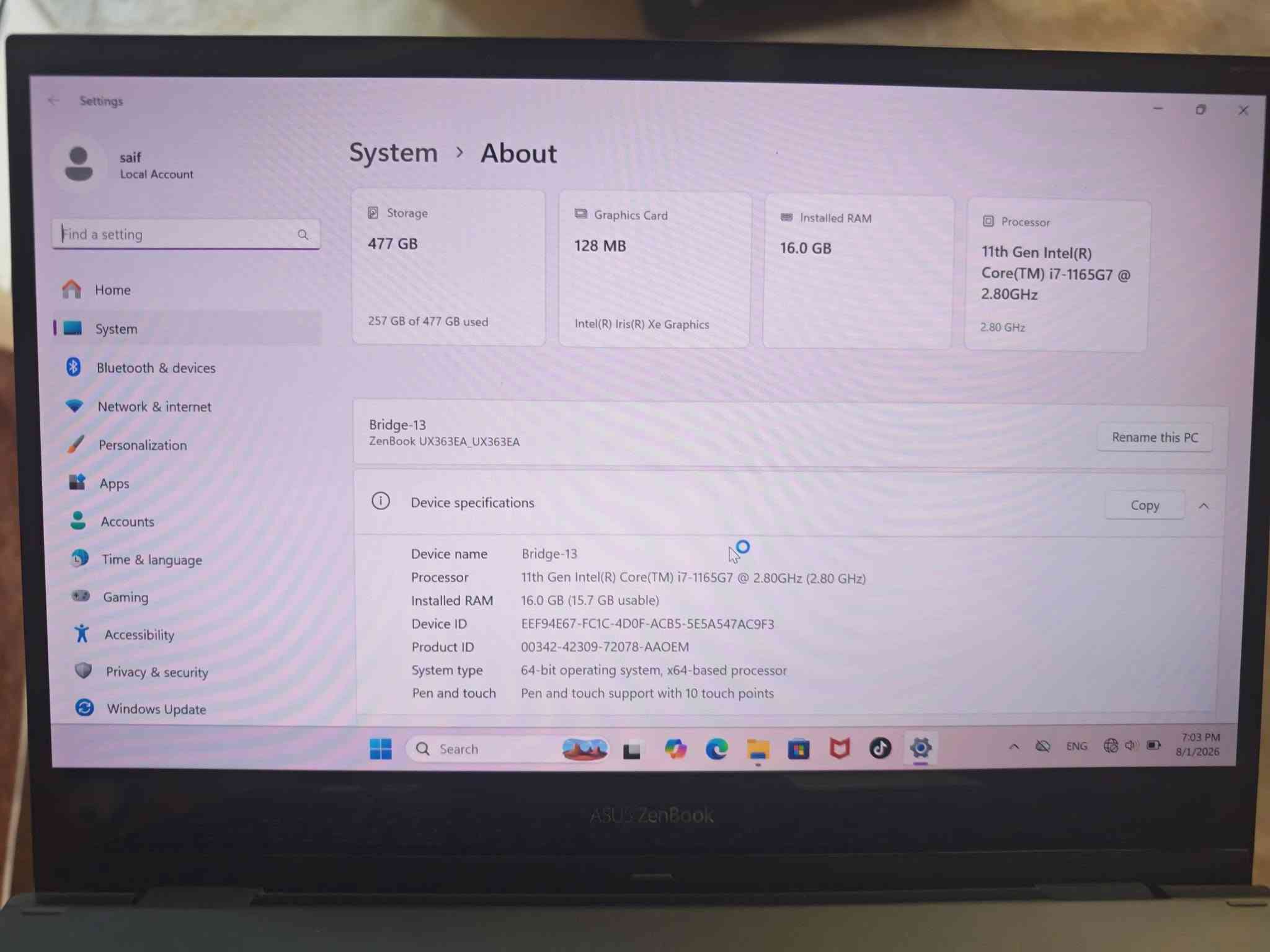 للبيع لابتوب asus zenbook 13 oled اخوان هذا اللابتوب كدامكم ومواصفاتة بالصور موضحة  شاشة oled لمس ويا قلم ينفتح 350 درجة بي فقط طخة خفيفة يم مخرج ال USB  بالكفر واضحة بالصور غير هذا كلشي مابي جديد ونظيف جدا  وكلشي بي شغال اني شتريتة 13 ورقة وصارلة عندي 3سنوات تقريبا استخدامي الة جدا قليل تمر اشهر مااستعملة رايدة ب 650 الف بي مجال جدا بسيط
للاستفسار ***********

نص مكتوب في الصور:
- ASUS ZenBook Flip 13 OLED Flexible performance, effortless mobility UX363EA $ 1299 CPU i7 11th Gen GPU Intel Iris Xe Graphics RAM 16GB LPDDR4X Storage 1TB M.2 NVMe PCIe 3.0 SSD Display 13.3" FHD OLED Touch Screen Battery 67WHrs 4-cell Li-ion Weight 1.30 kg ASUS OLED