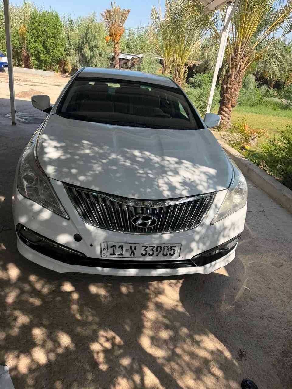 السلام عليكم  ازيرا للبيع السعر 87 موديل 14 سياره جاهزه من كلشي ماتصرف عليه اي شي بيه مكانات صبغ ابيع عام شرط بدون اي حادث قوي مكان السياره واسط الزبيديه ***********
