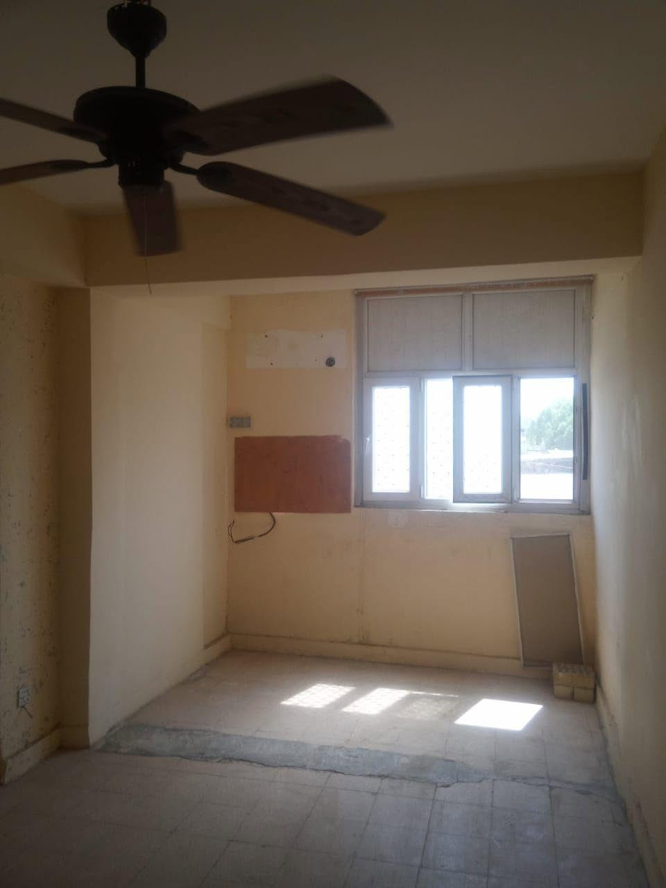 بسم+الله+الرحمن+الرحيم
شقه+سكنيه+للايجار+3+غرف+نوم+حمامين+هول+وملحقاته+طابق+اول+مقابيل+مدينة+العاب+السيديه+نظيفه+جدا+فارغه+غير+مسكونه+تواصل+خاص+او+هاتف+***********0+واتس+ بغداد, العراق
