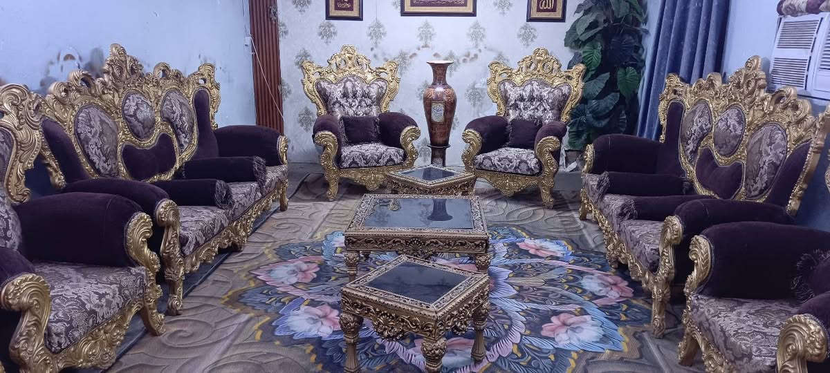 تخم زان مصري 10مقاعد مع طبلات3حجم صغير 1حجم كبير المكان الكاضمية السعر500الف التواصل ***********
