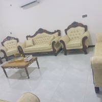 قنفات • ١٥مقعد • قابل تفاوض