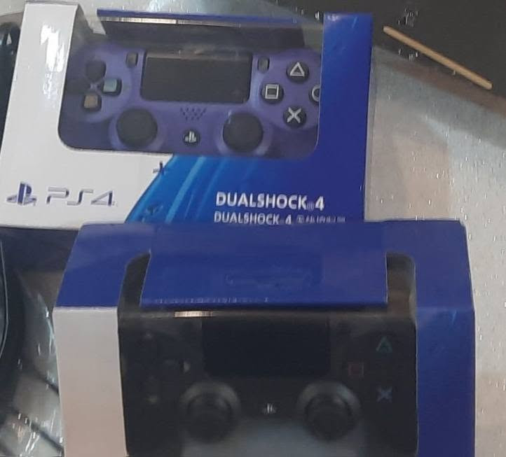 سلام عليكم خوان بلي 4 🎮 سلم أولاين ذاكره
 500GB 🛡
نضافه 95/ 🛡
لوك ستيكرا 🌟
اصلي 🛡
ياباني 🛡

نظام  14.00

جهاز ما مفتوح 🛡 
ما مفتوح 🛡

ما موجود ماسنجر ❌

أي ستفسار
 
رقم واتساب :

***********

***********

جهاز مال باله شغال فول لا صوت مال مروحه عالي 
و لا حماوه عاليه 🛡

يجي ويا يدات ثنين شغالات كلشي ما بيهم جدد 🛡

ضمان 3 ايام عل يدات 🛡

سعر 250 قفل 🔒
