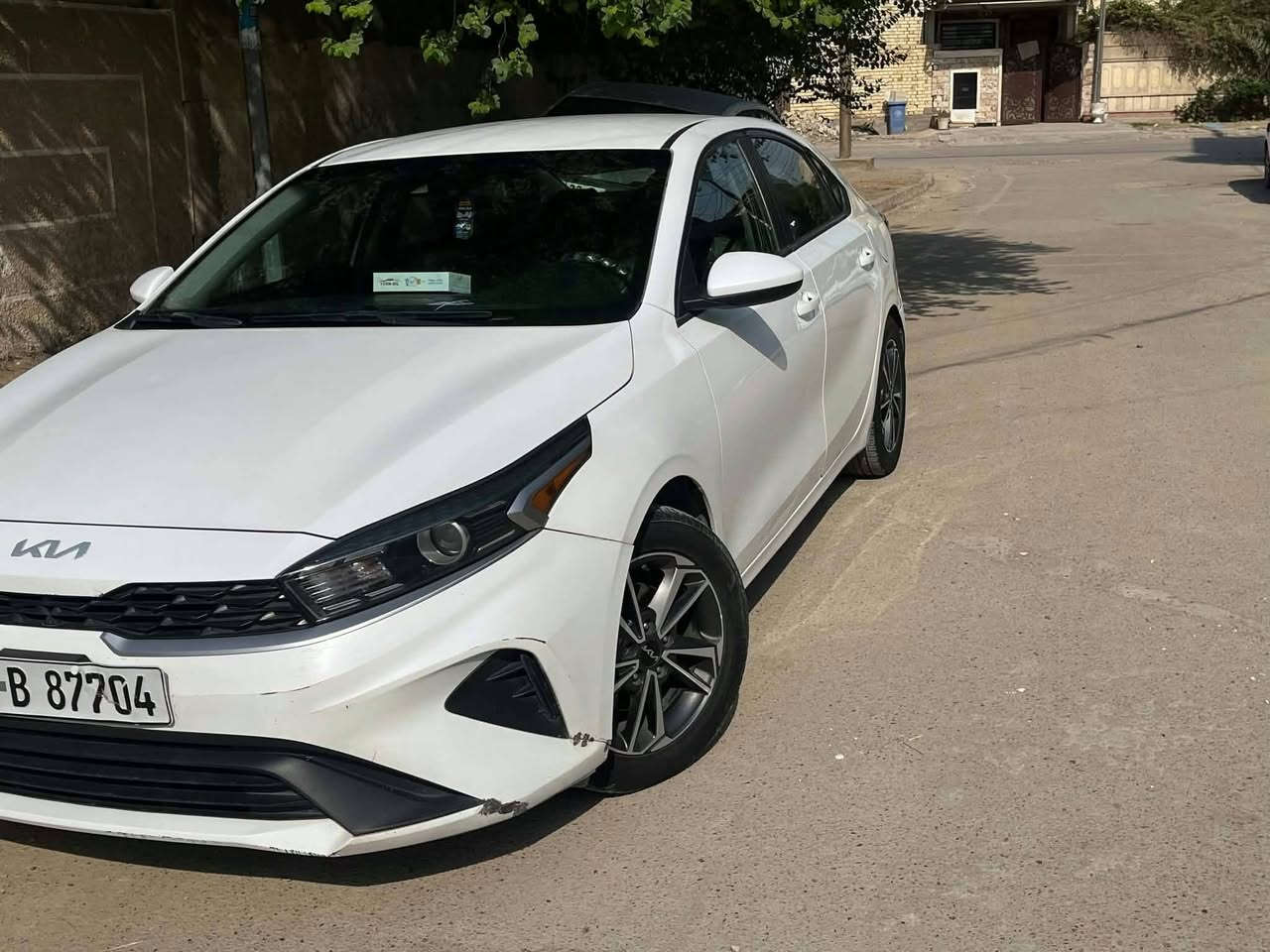 🚘 للبيع كيا فورتي موديل 2022
🔹 رقم شمالي
🔹 وارد أمريكي
🔹 ماشية 95 ألف
🔹 حادث جاملغ خلفي شويه من لباب رش امشرلك 
🔹 الصدر والتايرات
🔹 مكينة وكير بلادي
🔹 السيارة جاهزة وما تحتاج أي شي
🔹 سيارة خير من الله تريد وكاله او تحويل 

📍 العنوان: بغداد – الدورة – الجمعية
💰 السعر: $133وبيه مجال شي قليل

📞 للاتصال: ***********
