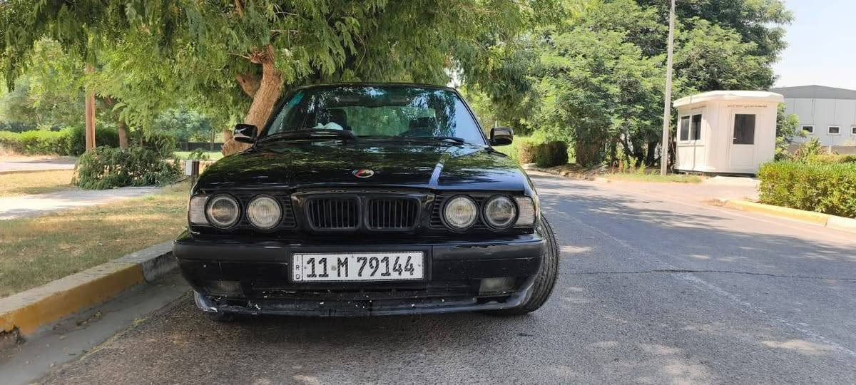 السلام عليكم 
سياره bmw موديل 1991
مسكر عدل 
منظومه غاز 
تبريد 
مصبوغه عام 
السعر 68
***********
