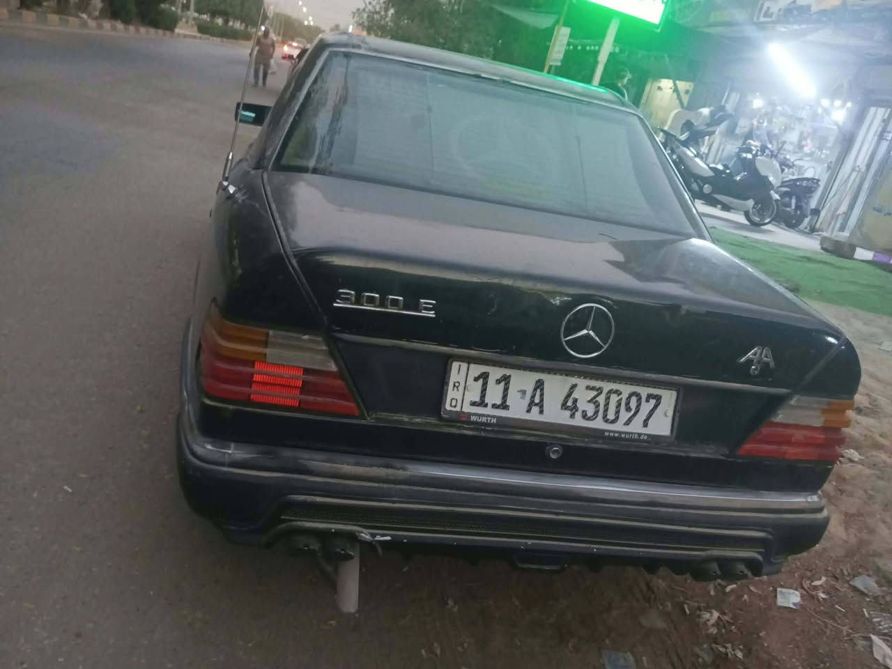مرسيدس 300E • موديل ٨٧ • بابل