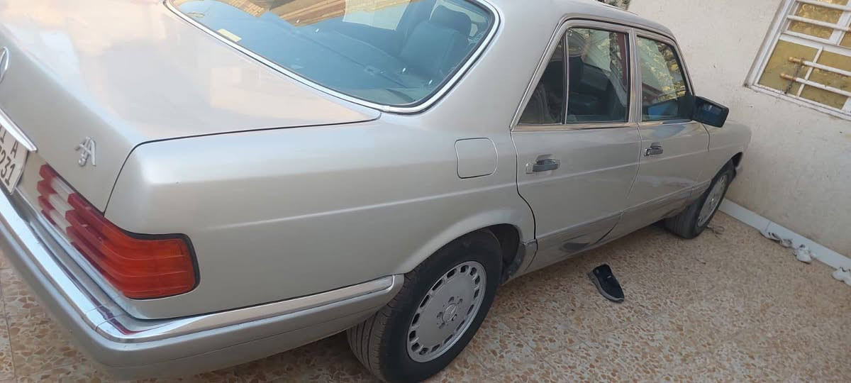 مارسدس موديل ٨٧ محرك فيفيتي حداده محرك كير تبريد كله جديد سنويه مجدده مصبوغة عام للجماليه بدون ضربه مكان السيارة ميسان العماره اخوان مكلف بالنشر‏‪***********‬‏
