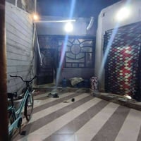 الصدر الثالث • ١٥٠م • واجهة ٧نص