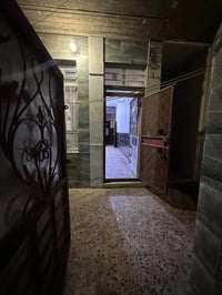 طابق أرضي • مدخلين • ١٠٠م