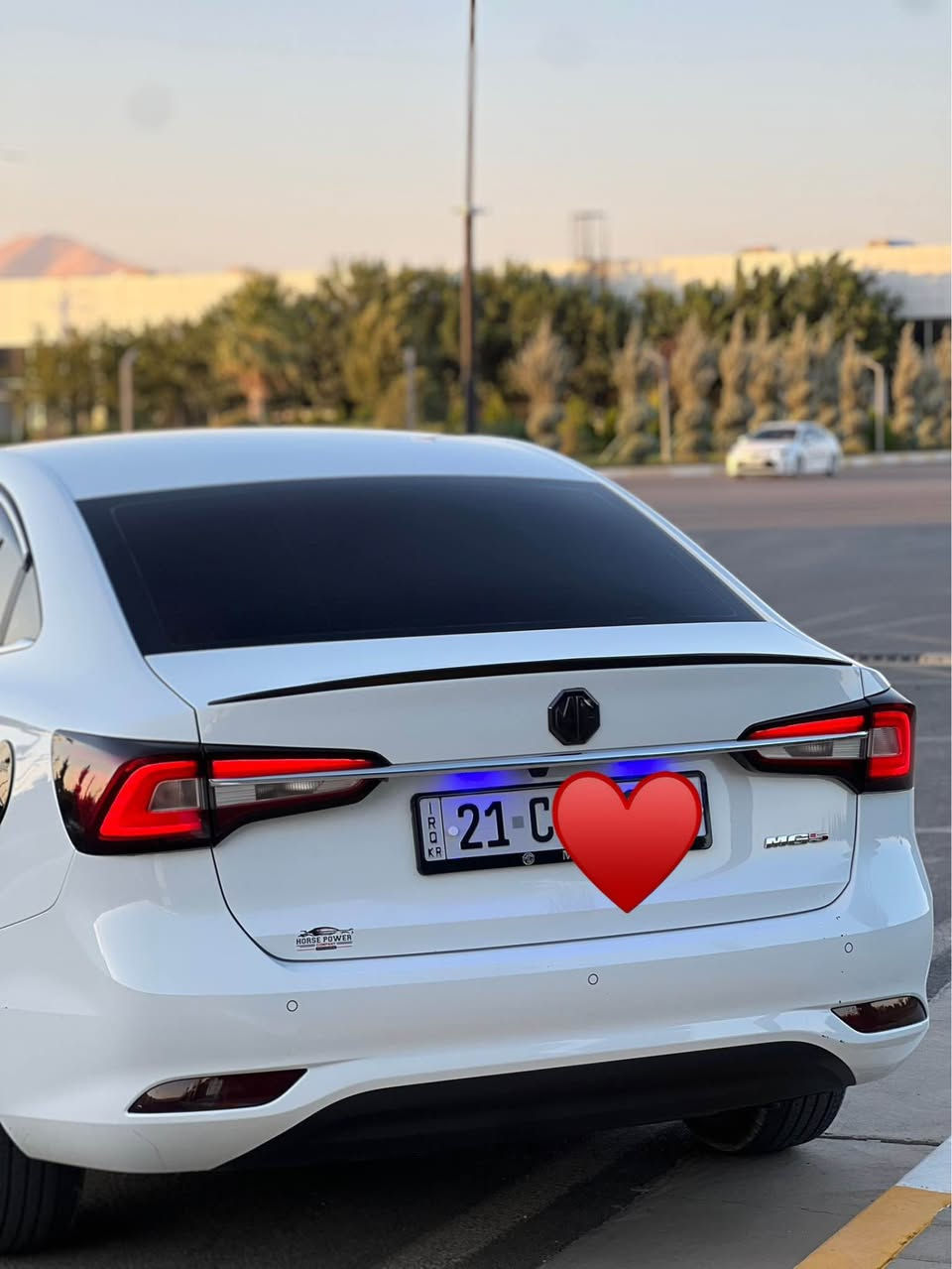 Mg 5 2024
سەیارەکە ٥٢ هەزار رۆشتوە 
سۆنەریم داناوە 
سفری شەریکەی mgیە 
کامل سپۆرت کراوە
٢ بەسمەیە 
شاشە گەورە
کامێرا 
رادار 
٤ جام کارەبا 
بێ بۆیاخە 
بەشەرتی گێرو مەکینەو کارەبای
شەرتی تەحویلو خەرامە
سعرى ٩٢ گەڵاو مەعامەلەیەکی برایانە 
*********** Singapore
