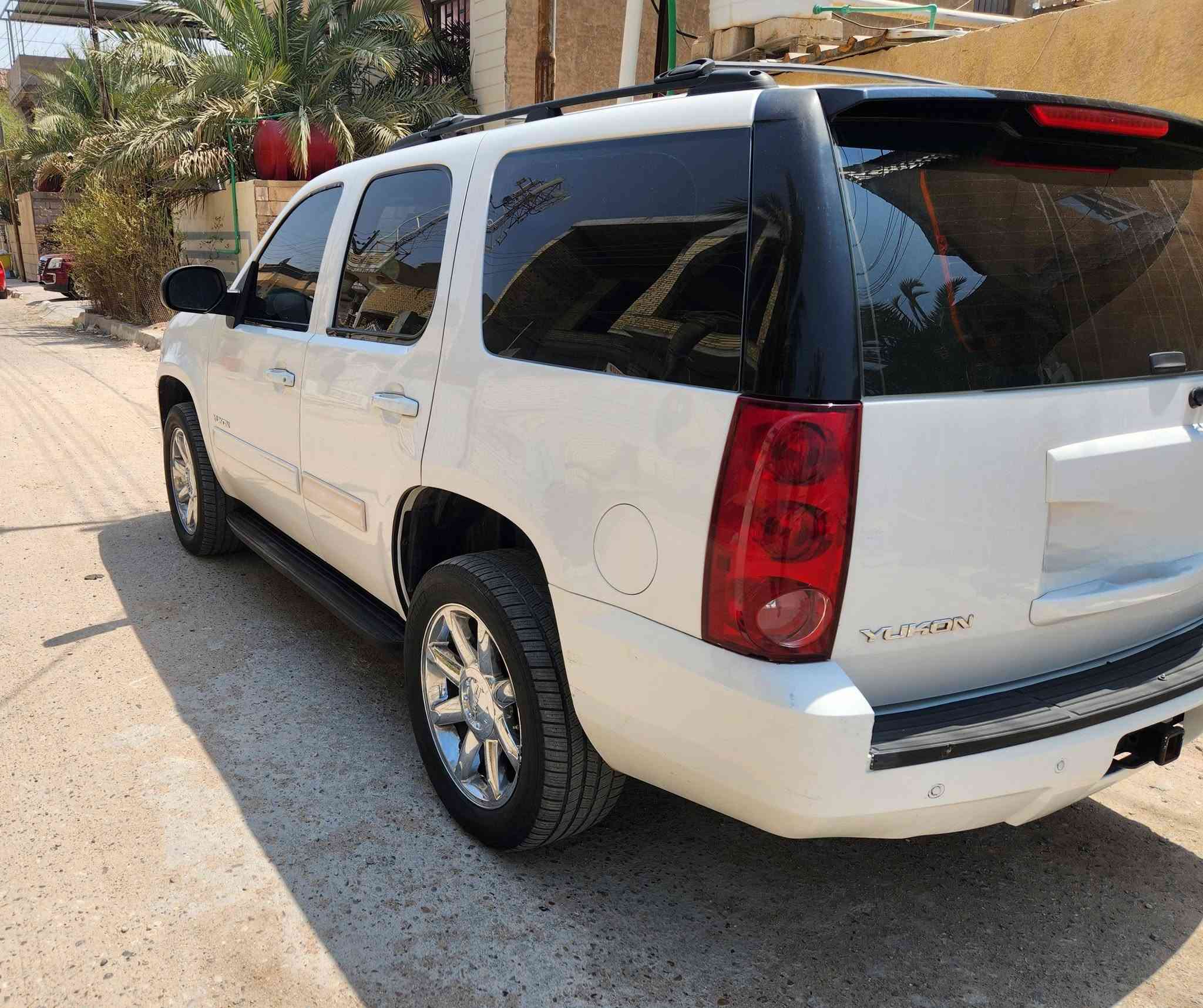 ⚠️يوكن 2013 خليجي⏪️
➡️رقم بصرة تحويل مباشر👍🏼
✅️گير مكينة حدادة تبريد بشرط✌️
✳️السيارة جديدة بمعنى الكلمة وجاهزة من كلشي▶️
☮️السيارة كفالة حتى من البارد والزنجار ما عدا رش قطعتين بدون معجون🚫
💵 225💵
📌بصرة📌
📞***********📞
