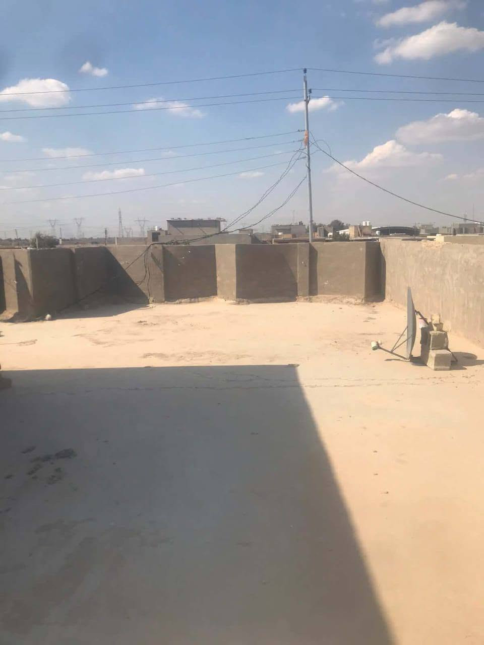 بيت للبيع قرب السيطرة اي ستفسار اتصل ع الرقم ***********
