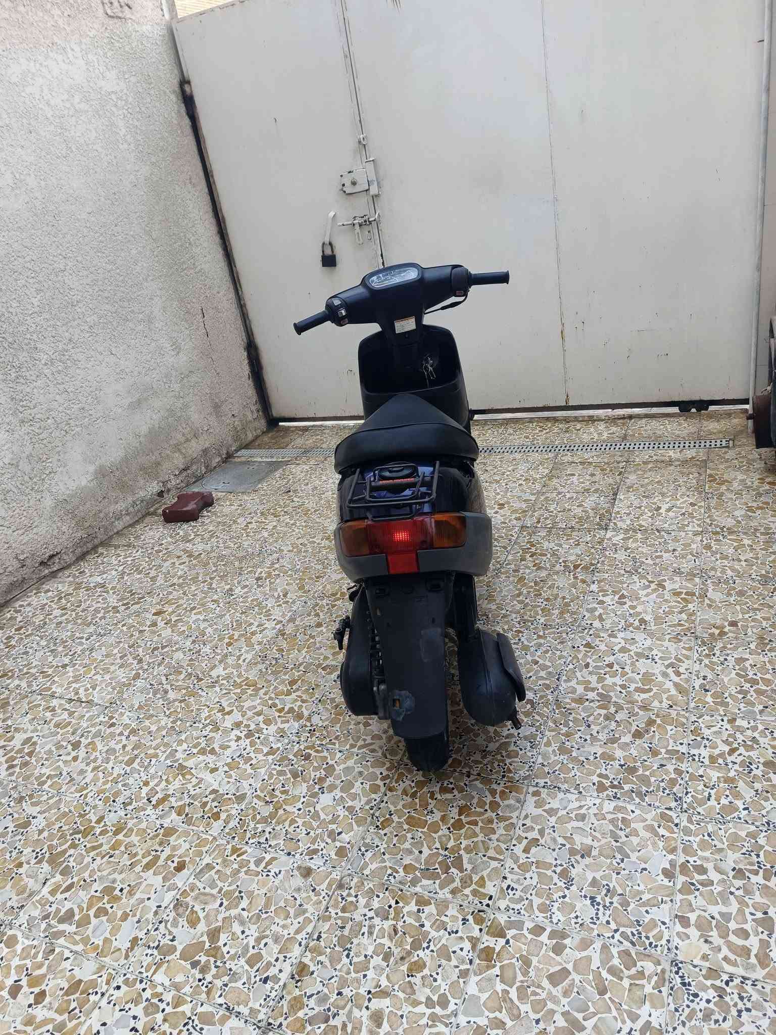 سلام عليكم دراجه بطه للبيع مكفوله من كلشي اوراق باسمي . سعر 600 وبيهه مجال بسيط. الاستفسار (***********) غير متواجد على فيس بك
