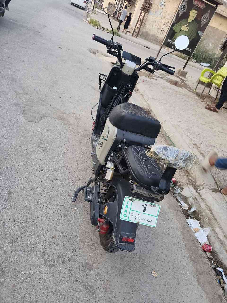للبيع دراجه شحن أخت الجديده شرط الفحص السعر ٤٠٠ مع مجال بسيط  لستفسار عله خاص أو الاتصال( ***********)
