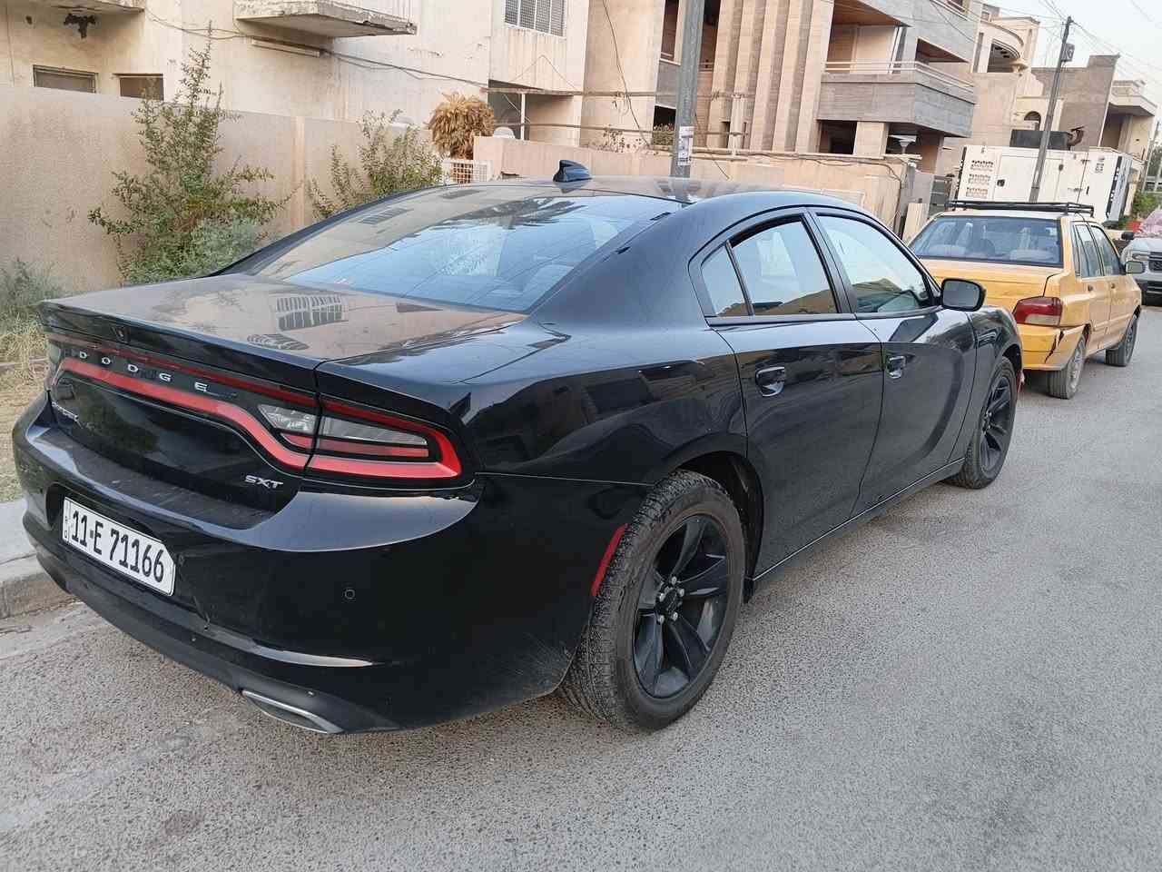 2018 SXT جارجر
جارجر 2018 امريكي حرة حادث خلفي بدون ايرباك بدون صبغ 
مواصفات SXT ماشية 190 الف كيلو
حساسات خلفية وكامرة خلفية
ويل 18
مكينة بحالة ممتازة دهن اكسادو من الوكيل حصرا
كير بحالة ممتازة مبدل الدهن مالته
كومبريسر تبريد جديد وراديتر جديد
منظومة المي ادامة مستمرة ومي اصلي فقط
تايرات صارلها كم شهر شديتها
صدر معمر جديد
السيارة كير مكينة كهربائيات تبريد كله بأدامة مستمرة
بيها شوية ملاحظات بالكشر شغلات بسيطة
السيارة مال جناي صارلها يمي 3 سنين بس شوية ما اهتم بالكماليات
السيارة حاليا في اربيل 
السعر 189 ورقة وبيها مجال
***********
