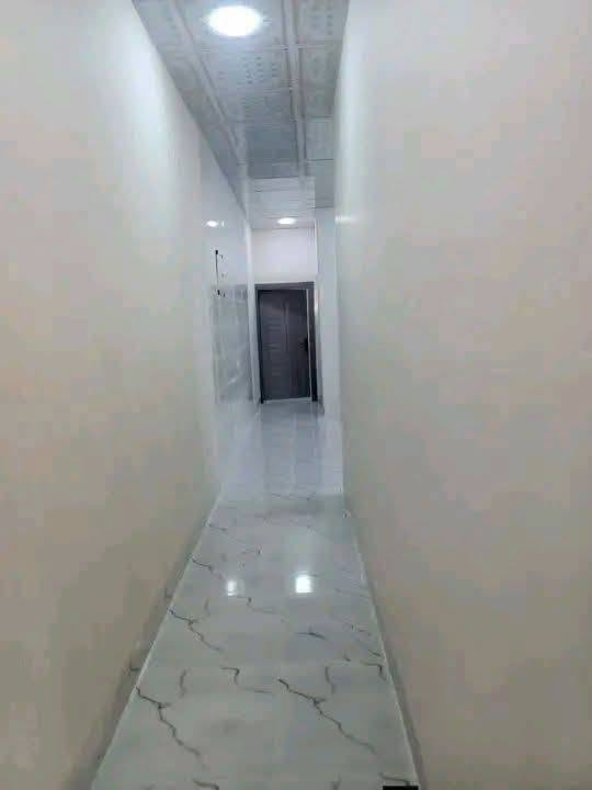 #بسعر_مناسب_جدا
دار للبيع ١٠٠م طابو منطقة ٥٥ قرب صيدلية القاضي بناء حديث صفر يتكون ستقبال غرفة نوم مطبخ وصحيات وكراج السعر ٧٠وبيه مجال بسيط
اللمزيد من المعلومات الاتصال بالارقام التاليه 
*********** واتساب 
*********** إتصال 
او مراجعة المكتب النيل2 السايدين كوباني
