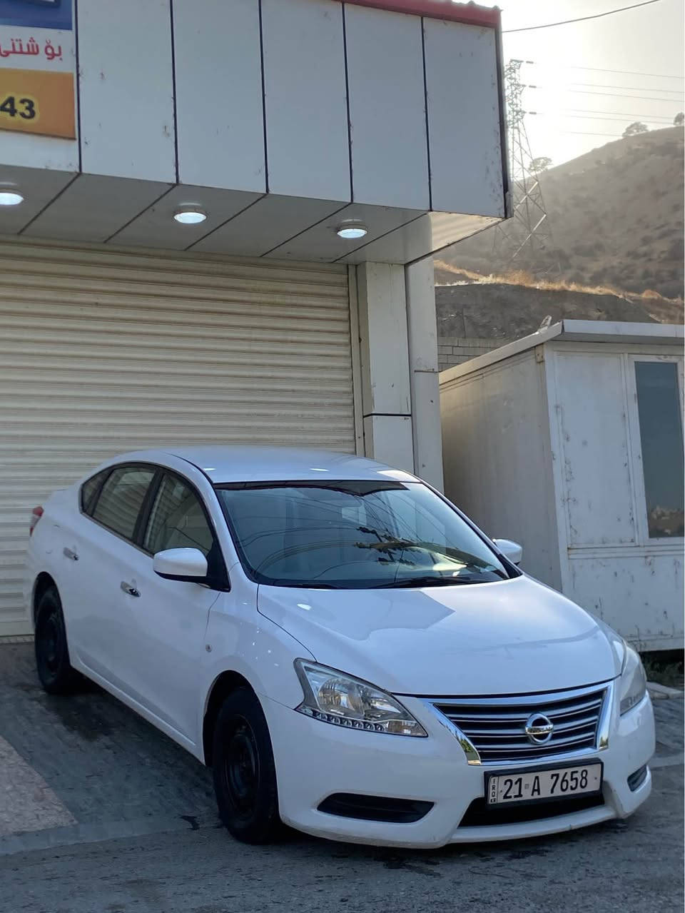 نيسان سنترا • ٢٠١٦ • دخان