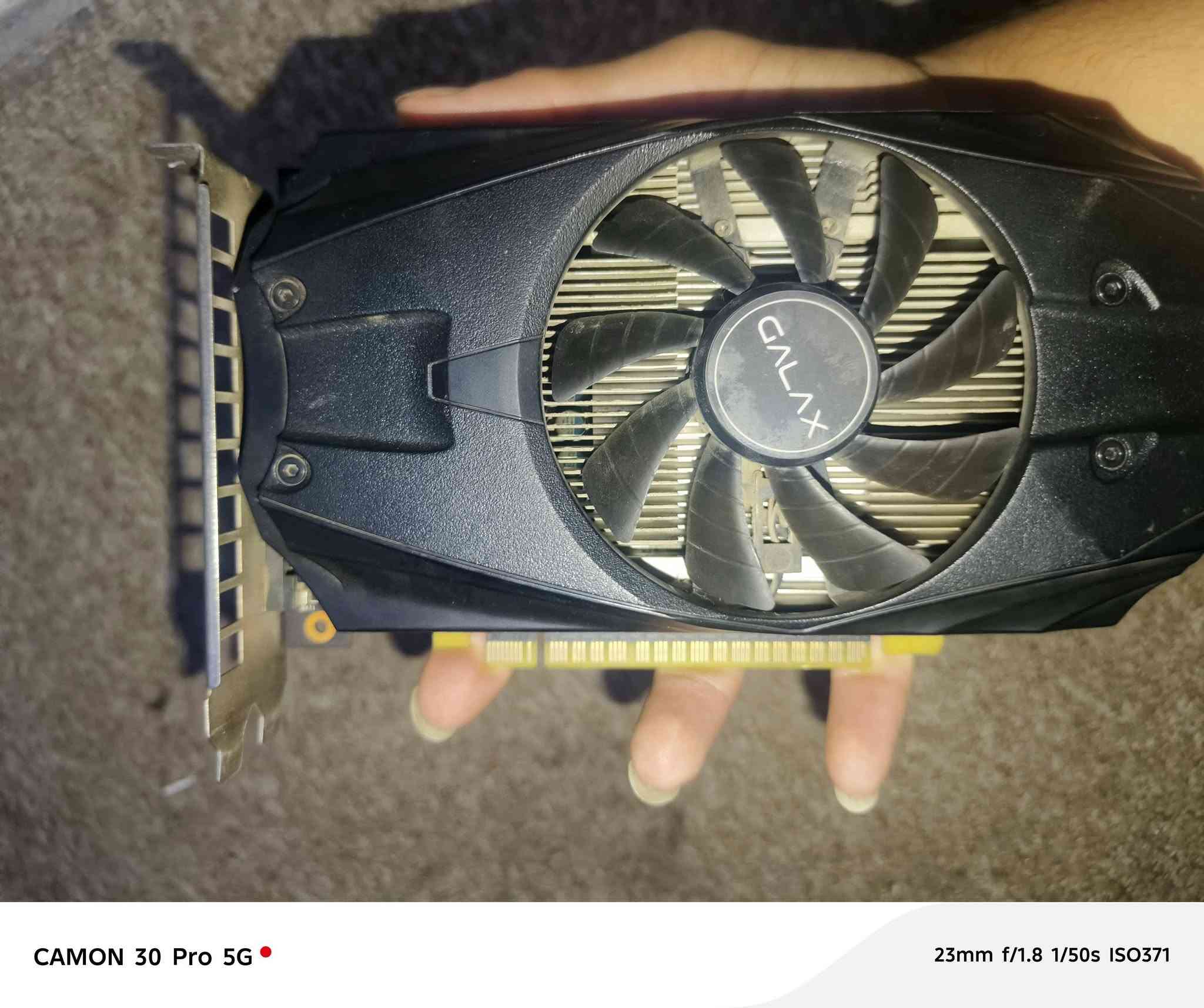 السلام عليكم
عندي كرت شاشة GTX 1050OC 2G
 سعرة 35نظافة 87%100

هارد ديسك HDD1T الهيلث مالته 80% 
سعره 30 وبيهم مجال عنواني بغداد مدينة الصدر قطاع 68
***********
