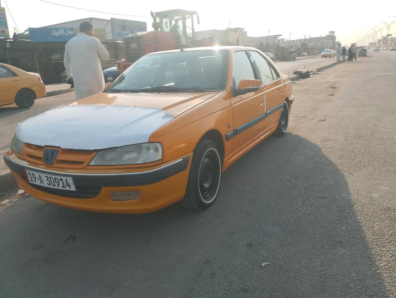 بيجو بارص موديل 20
كير مكينه مكفولات 
تبريد تدفى 
حداديه 75 
تحكم ستيرن 
شاشه حساسات
دوشمه
سياره بسمي شرط تحويل
مكان الحله 
***********
السعر 62 وبيه مجال الطيبين

