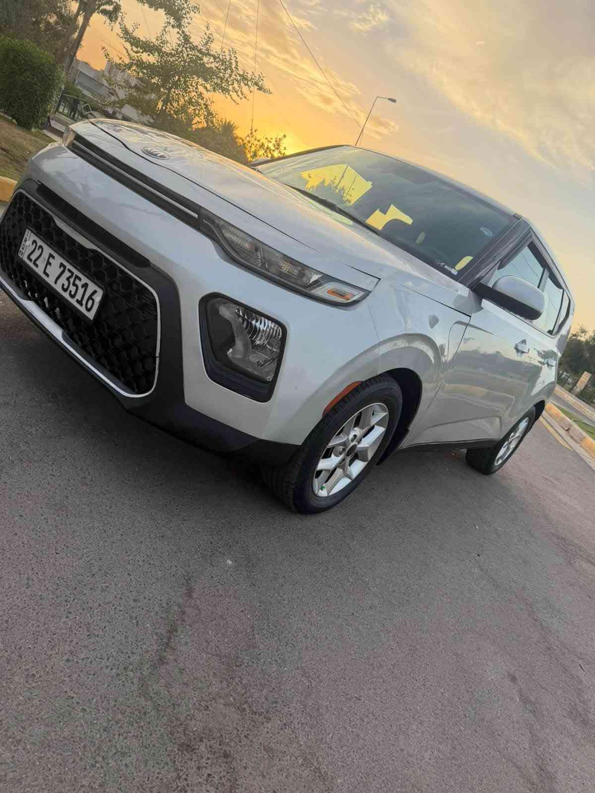 سم الله الرحمن الرحيم 🤍

🚘 للبيع | كيا سول موديل 2021

✨ ماشيــة 65 ألف كم فقط
✨ حادثة بسيطة وحلوة، كما موضح بالصور
✨ الإيرباك فقط
✨ السيارة باردة وبدون أي نقص بالتبريد
✨ صدر بوليش بالكامل — جديد وكامل
✨ السيارة بحالة كلش حلوة ونظيفة
✨ جاهزة للاستخدام ولا تحتاج مصاريف

📍 العنوان: بغداد – حي الإعلام

💰 السعر: 121
🔸 يوجد مجال بسيط للجادين

📞 للاستفسار:
***********

نص مكتوب في الصور:
- ٩٣ LTE Il.. ٣:٣٧ BidCars
- Search
- BidHistory.org
- 2021 KIA SOUL LX - KNDJ23AUoM7781553
- ۹۳ LTE III. ٣:٣٧ en.carcheck.by K
- 2021 KIA SOUL LX - KNDJ23AU0M7781553
