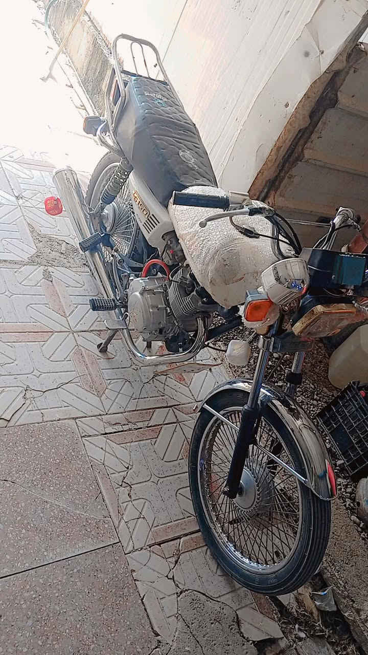 السلام وعليكم دراجة البيع موديل 19وراق، ***********
