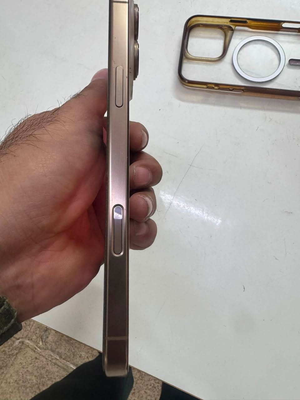 آيفون ١٦ برو ماكس • ٢٥٦ • بطارية ٨٨٪