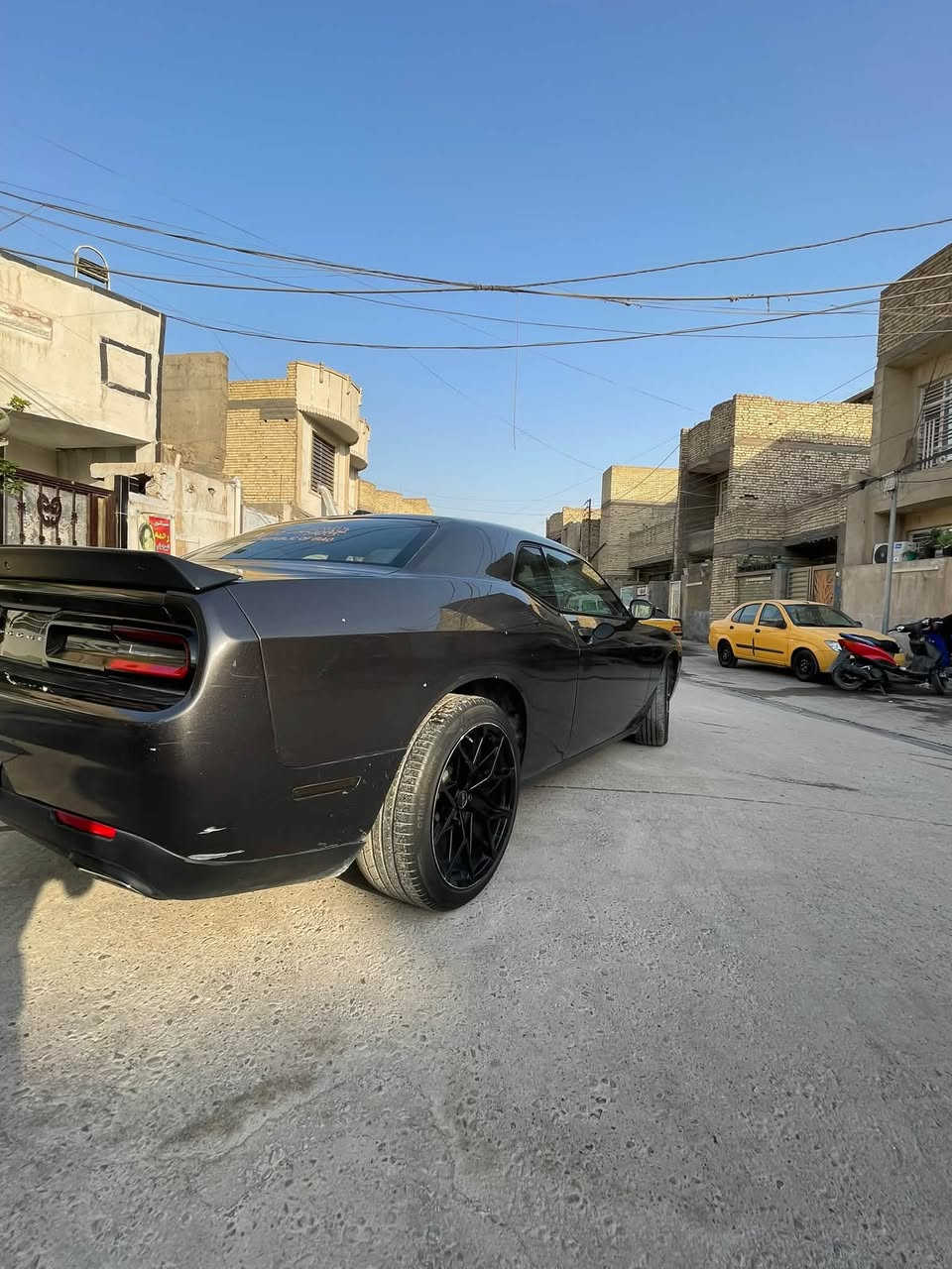 السلام عليكم
جالنجر موديل 2021
فئة sxt
السياره قطعتين تبريد 
تحكم استيرن
حادث خلفي موضح بلسونار  
ماشية 140
بيها اماكن باريد بسيطة جدا
عنوانها بغداد البلديات
سعرها 150 وبيها مجال

‭***********‬     التواصل
