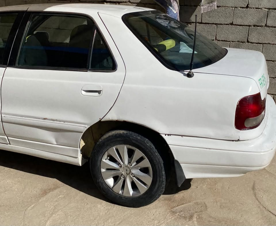 سلام عليكم
النترا موديل 95 
اوتوماتيك
 (بأسمي)هزة جديدة 
فرمات بلادية ما ملحومات 
كير ومحرك خير من الله  
 العنوان ديالى تقاطع السادة 
السنوية لنهاية شهر تاسع
السعر 30  
 ***********
