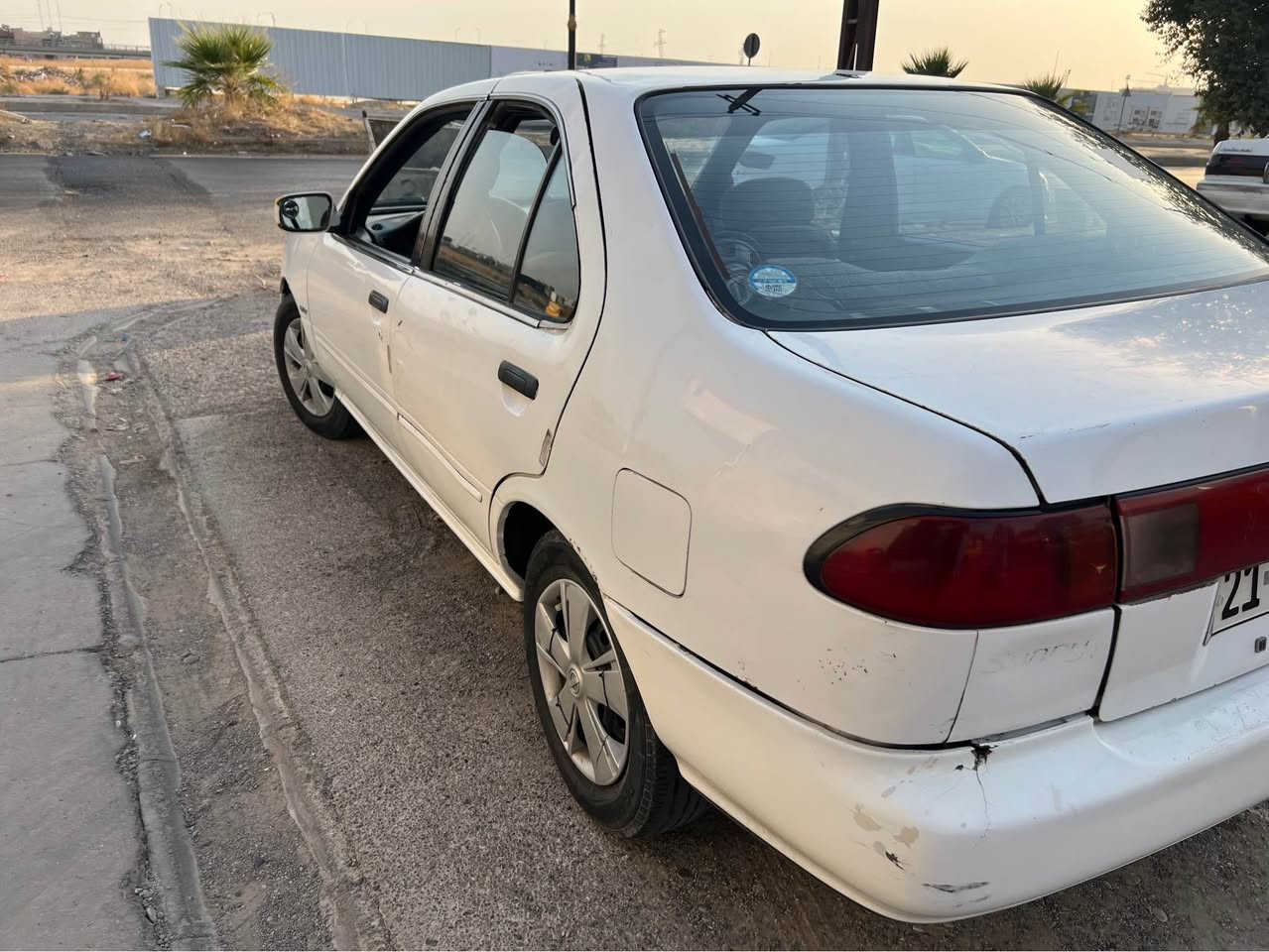 نيسان سني موديل 94 اوتماتيك كير محرك شرط 
سنويه جديد ودفتر بانزين موجود 
***********
واتساب كركوك, العراق
